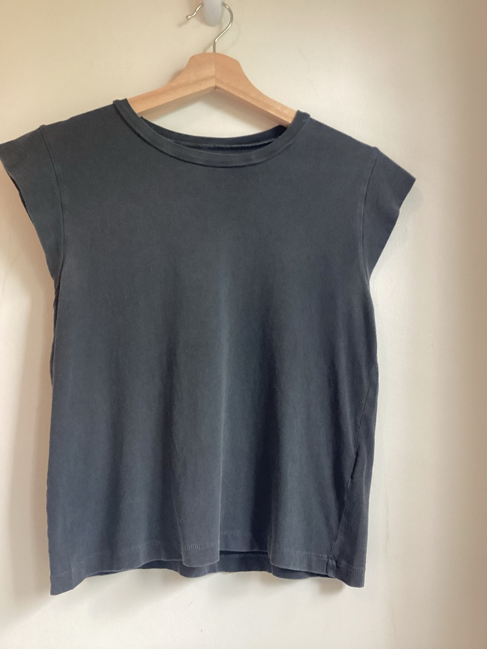 The Great The Peak Shoulder Tee Size 0/XS Almost Black 100% Cotton